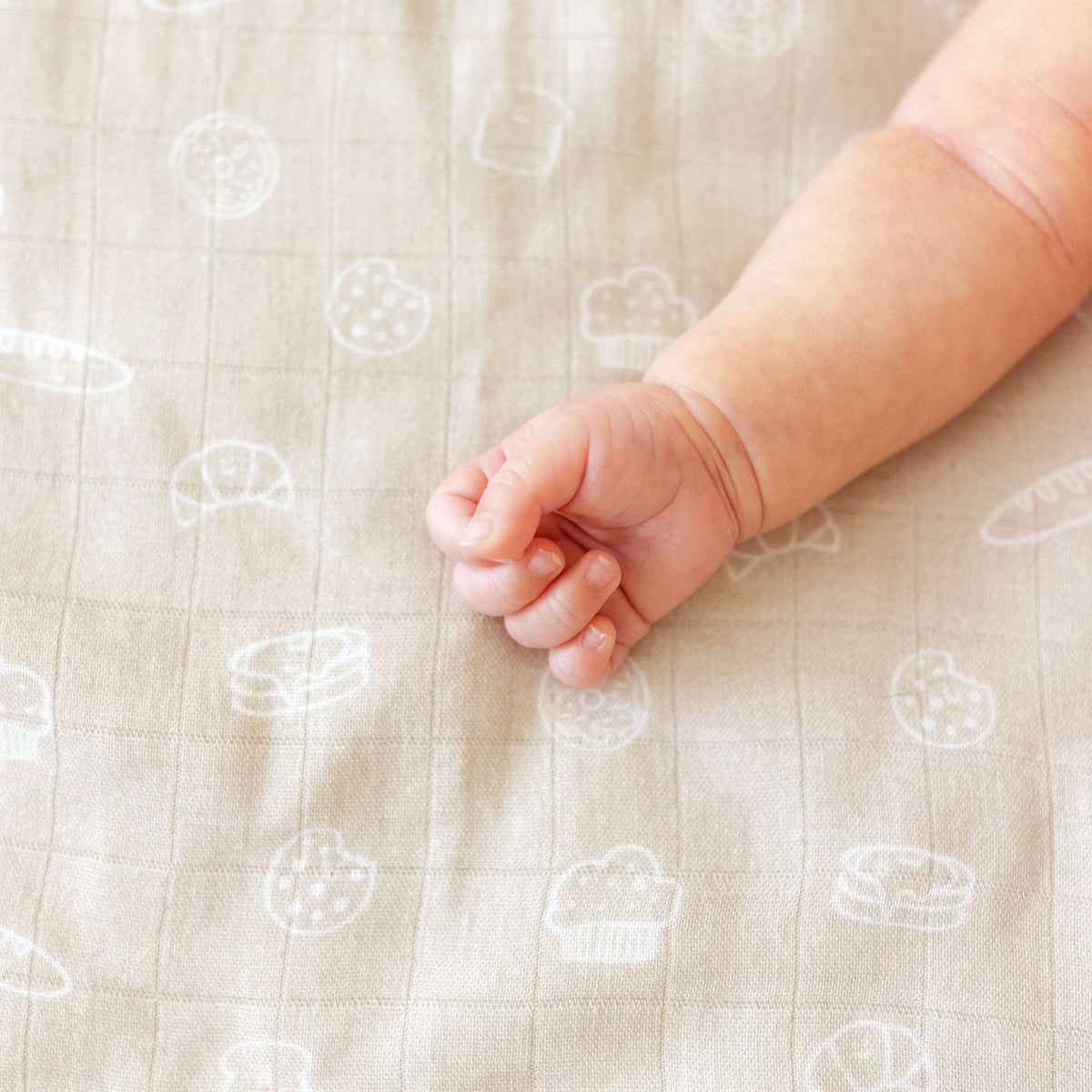 Donut swaddle discount